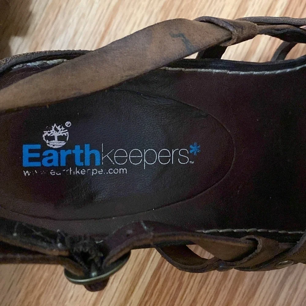 Timberlands Earth keepers strappy leather sandals women’s brown distressed Sz 7W